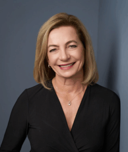 Terri West Headshot 07.25(2)