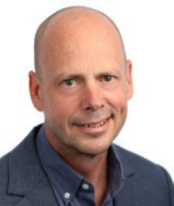 Tom Snipes Headshot